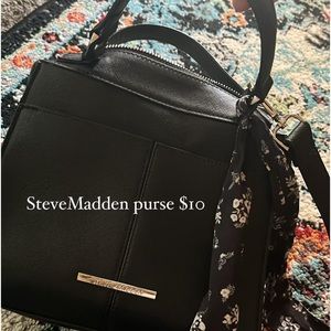 Black purse with scarf